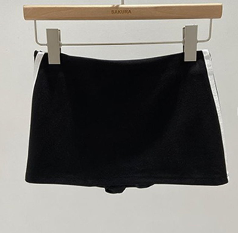 Stripes Mini Skirt (Black)
